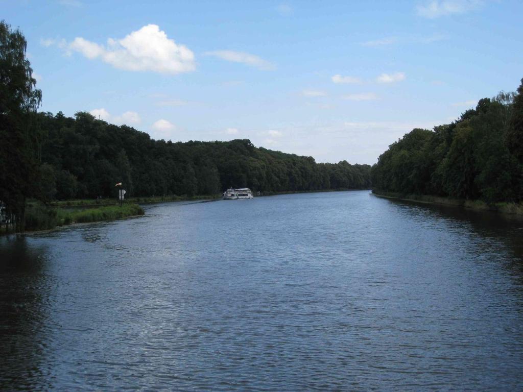 ラゼンスキー ホテル パーク Poděbrady エクステリア 写真